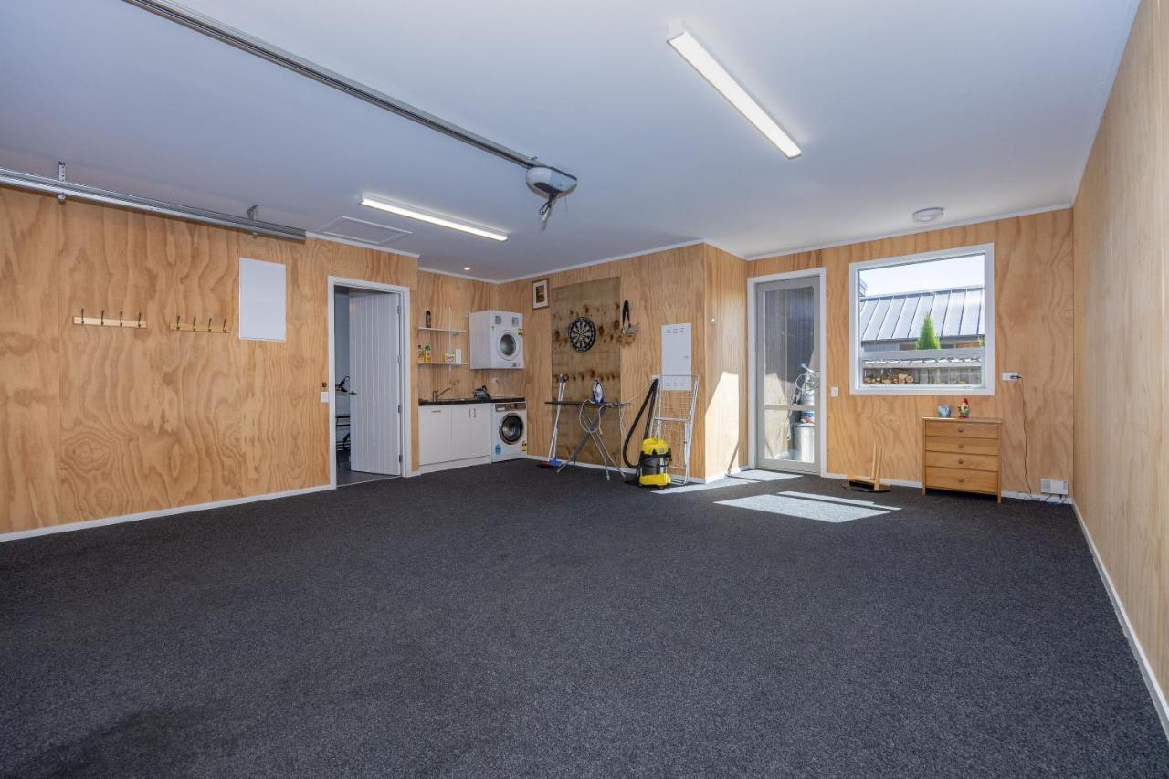 Prime Location On Warren St - 3 Bedroom Town House 瓦纳卡 外观 照片